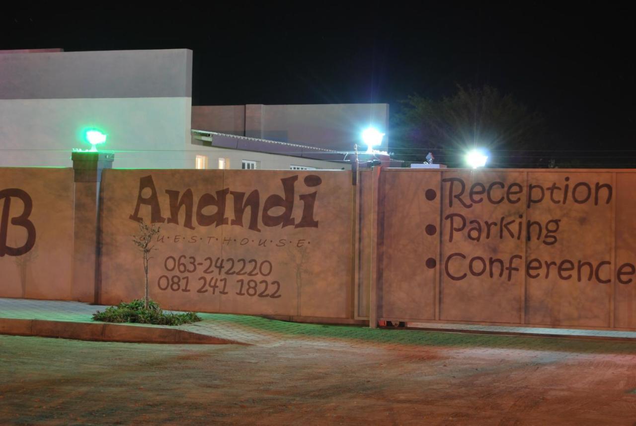 Anandi Guesthouse Mariental Exteriör bild