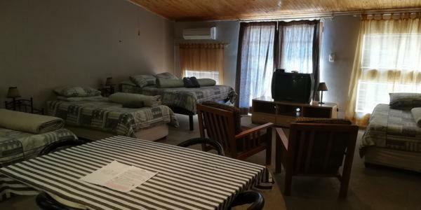 Anandi Guesthouse Mariental Exteriör bild