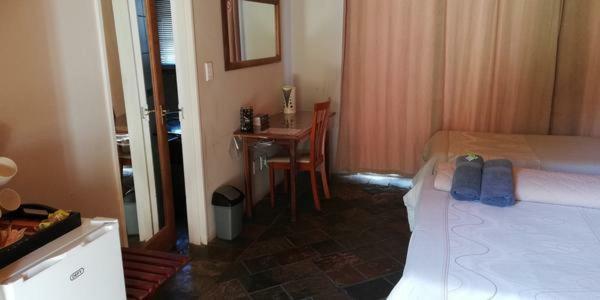 Anandi Guesthouse Mariental Exteriör bild