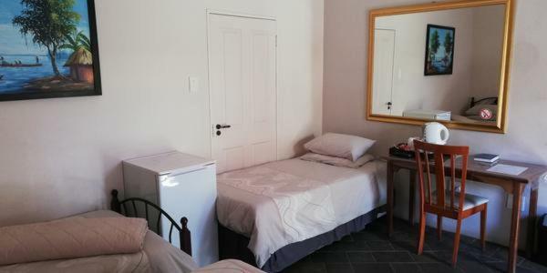 Anandi Guesthouse Mariental Exteriör bild